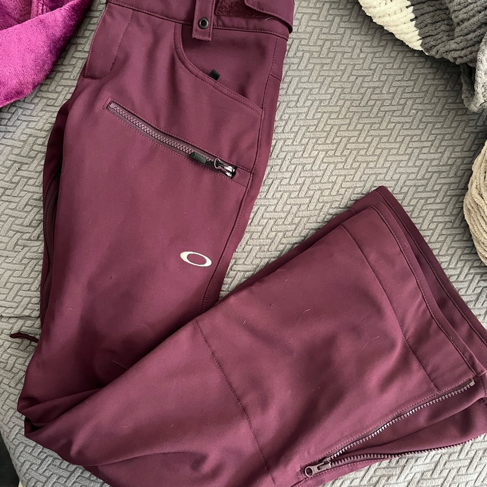 Oakley snow pants